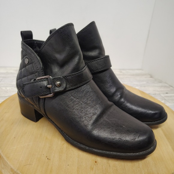 Biker Chic Black Quilted Buckle Ankle Boots Faux Leather Block Heel Size 6.5B F8 - Picture 1 of 17